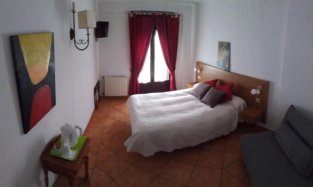 Hotel Morales